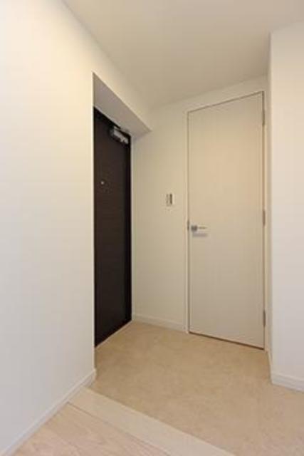 玄関　※写真は同タイプ住戸です。