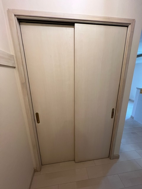 玄関　同マンション別部屋