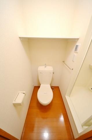 レオパレスFKのトイレ写真