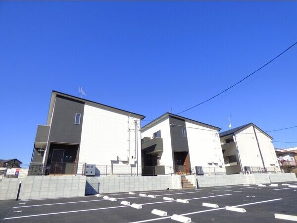 MC VillageB棟の外観写真