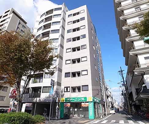 グランドパレス御池の外観写真