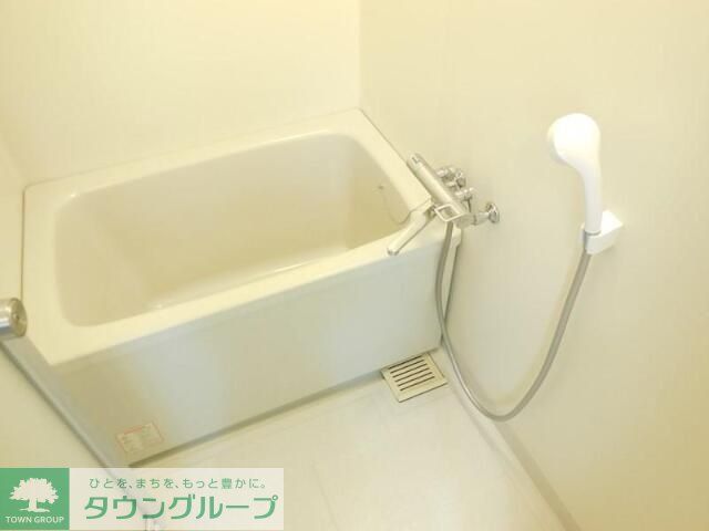 メルヴェーユKOMADORIの玄関写真