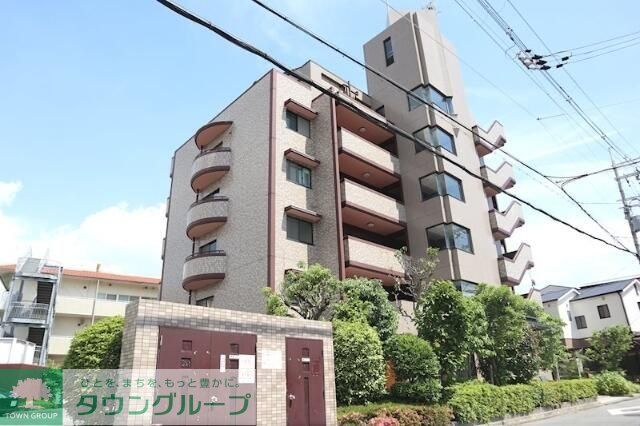 メルヴェーユKOMADORIの外観写真