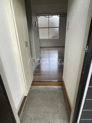 グランヴィル大宮ウエストの玄関写真