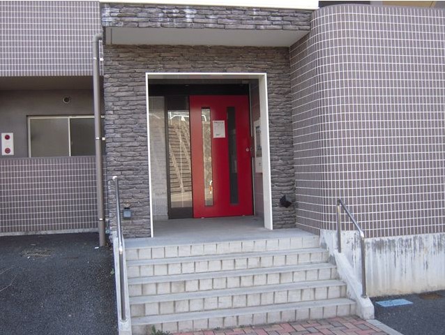 エントランス　建物の内部です