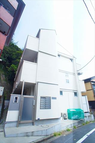 京急本線 花月総持寺駅 徒歩3分 築8年