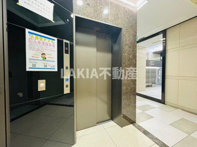 地下鉄御堂筋線 本町駅 徒歩2分 11階建 築15年の外観写真