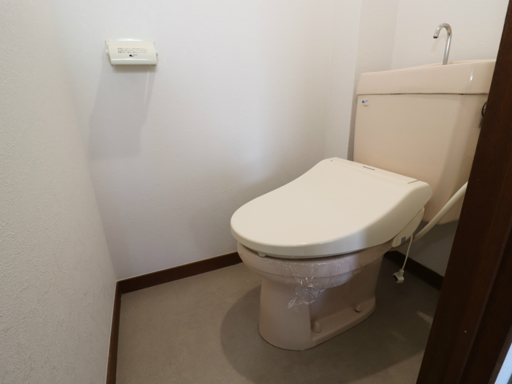 シャルルコーポ紫原のトイレ写真
