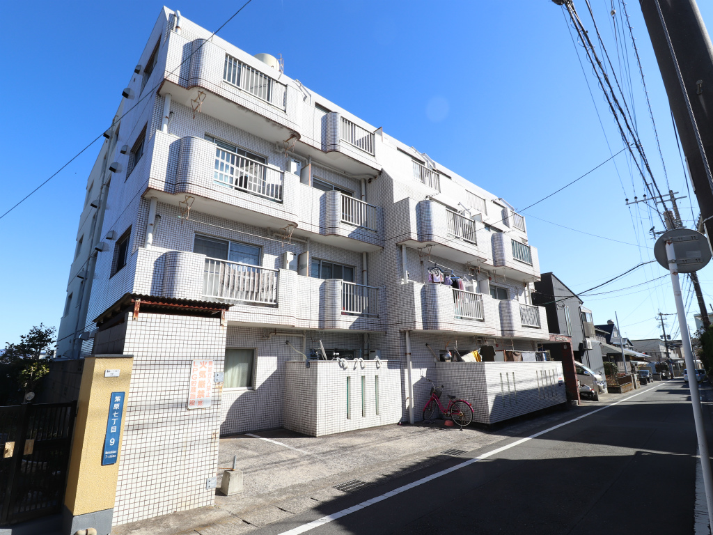 シャルルコーポ紫原の外観写真