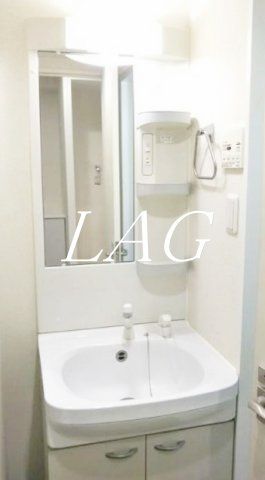 洗面設備　洗面台です。