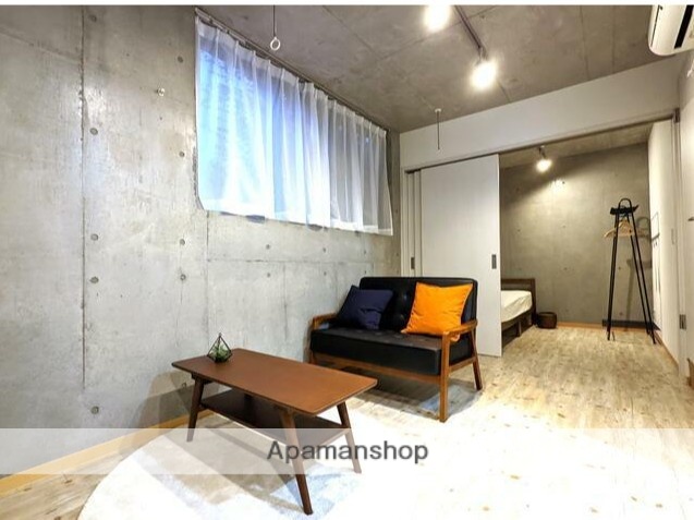 京王井の頭線 永福町駅 徒歩7分 3階建 築10年の居間写真