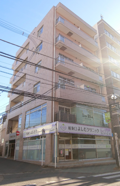 クレスビル