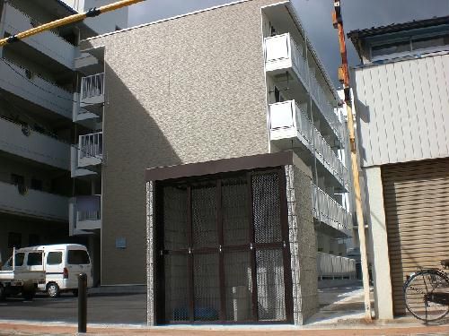 レオパレス南金田の外観写真