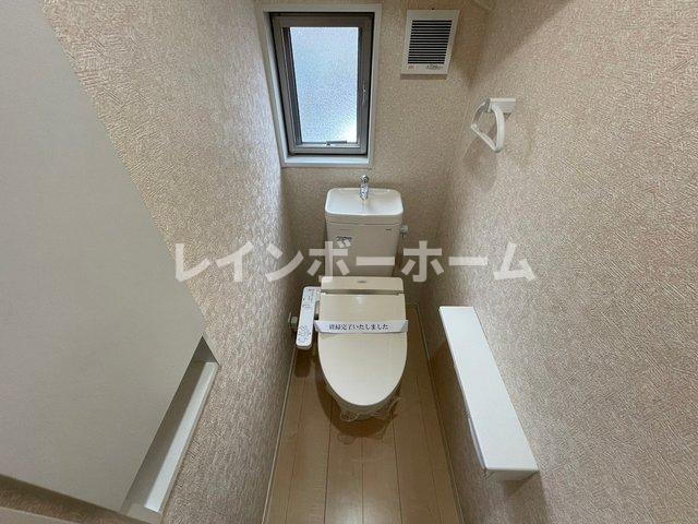 トイレ　コンパクトで使いやすいトイレです