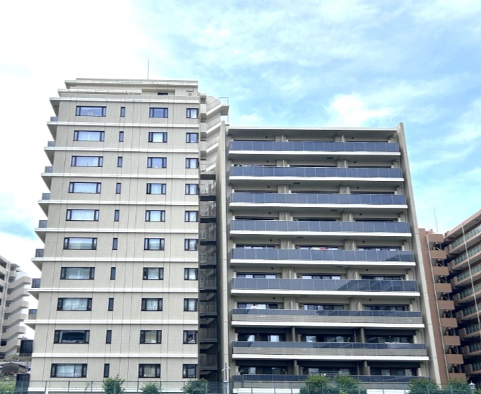 建物外観　★分譲マンションならではの、高級感ある外観★