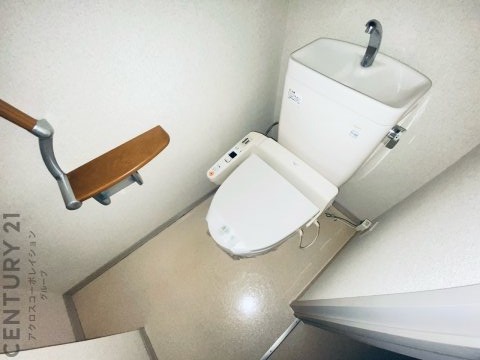 トイレ　温水洗浄便座つきでおすすめです