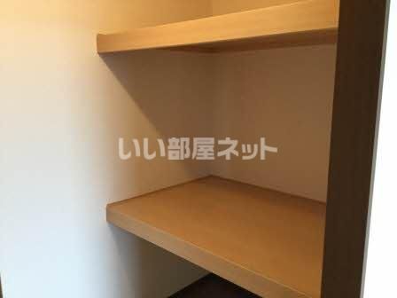 グランドール吉澤の玄関写真