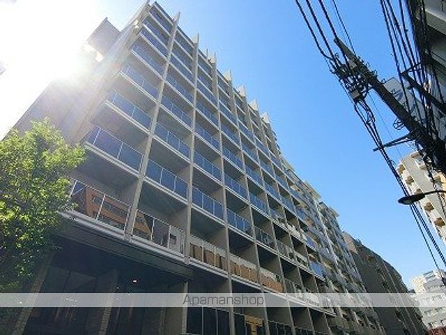 コンフォリア新宿の外観写真