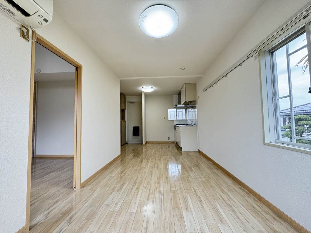 居室・リビング　居間です