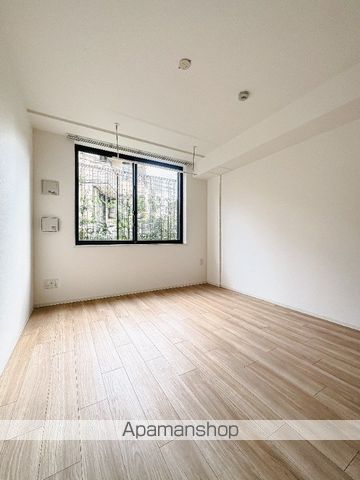 東急大井町線 旗の台駅 徒歩10分 4階建 築8年の居間写真