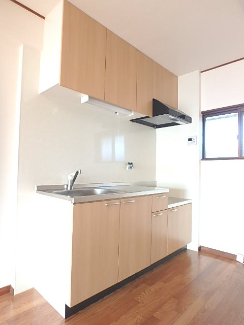 キッチン　別のお部屋の写真になります。