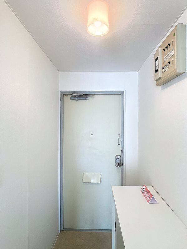 玄関　他部屋参照