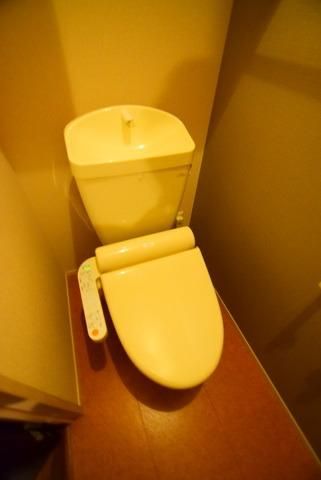 トイレ　★★快適なウォシュレット付★★