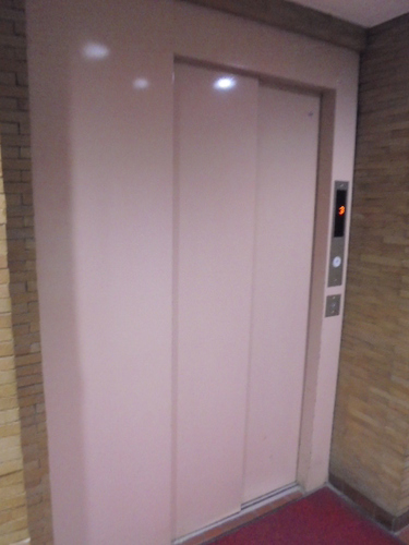 その他設備　エレベーター