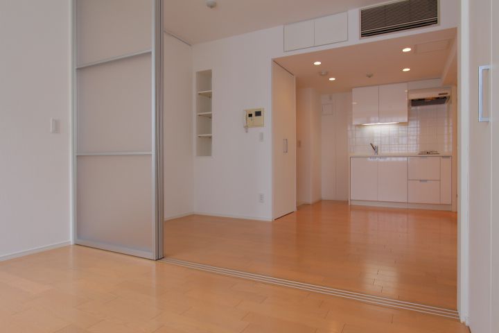 プライムアーバン四谷外苑東の居間写真