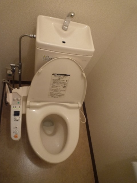 トイレ　別部屋参考写真