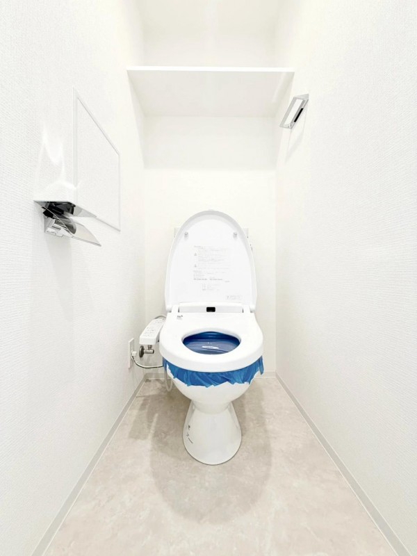 地下鉄鶴舞線 浄心駅 徒歩3分 11階建 築3年のトイレ写真
