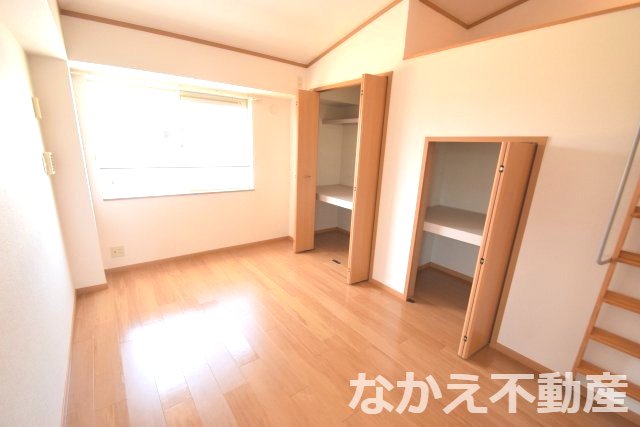 ＪＲ牟岐線 羽ノ浦駅 徒歩8分 2階建 築23年の居間写真