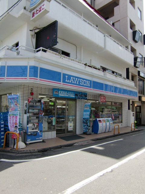 コンビニ　ローソン東北沢駅前店（コンビニ）まで256m