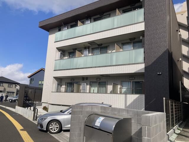 カーサスタジオーネ河原町の居間写真
