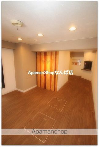 地下鉄千日前線 桜川駅 徒歩2分 6階建 築43年の外観写真