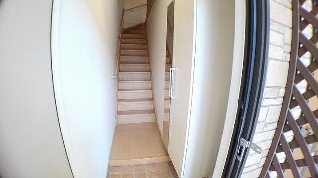 玄関　シンプルで使いやすい玄関です