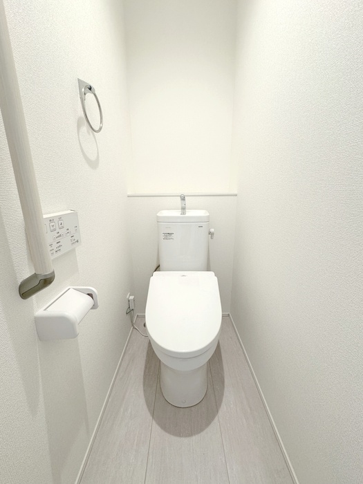 入間市扇町屋7期5棟5号棟のトイレ写真