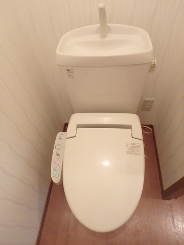トイレ　図面と現状が相違がある場合には現状を優先