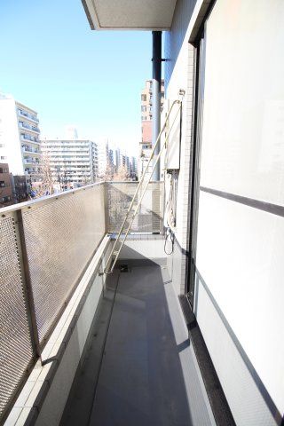 バルコニー　（別タイプ参考写真）フローラ本駒込　文京区本駒込5
