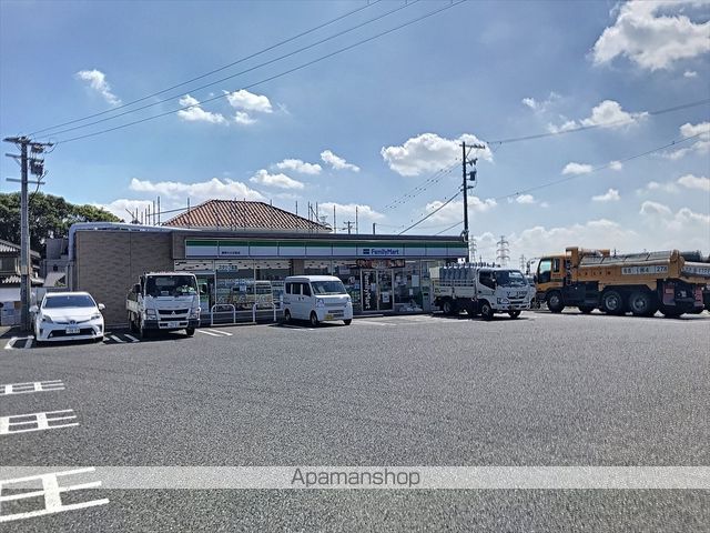 コンビニ　ファミリーマート豊明大久伝東店（コンビニ）まで713m