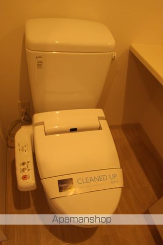 都営大江戸線 月島駅 徒歩5分 12階建 築19年のトイレ写真