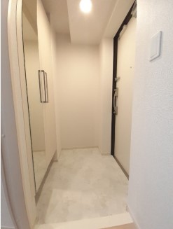 玄関　玄関※別部屋参考写真