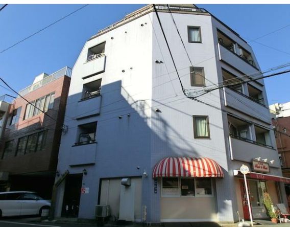 建物外観　外はこのようになっています