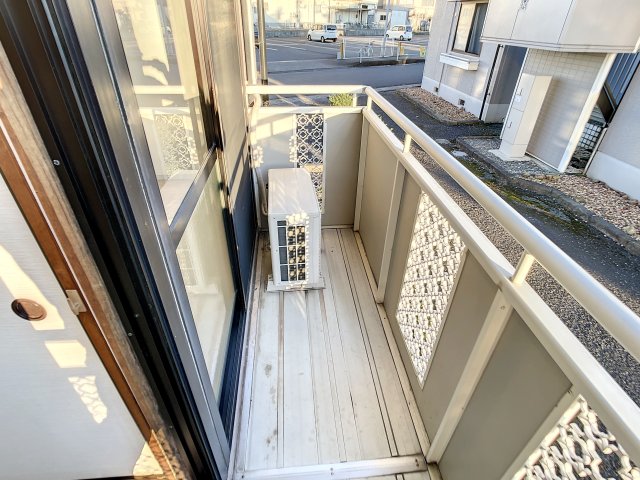 バルコニー　掲載写真は空室の別部屋を掲載しております。実際のお部屋と仕様