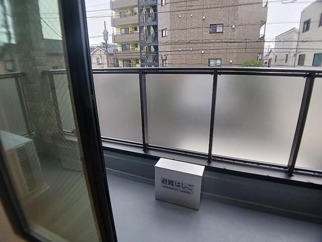 バルコニー