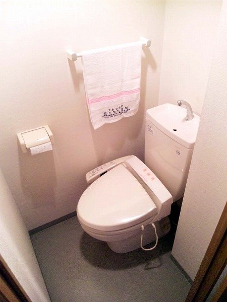 トイレ　参考写真