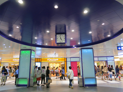 コンビニ　ローソン コトチカ御池店（コンビニ）まで158m
