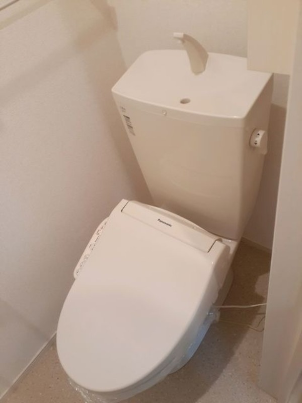 トイレ　図面と現状に相違がある場合には現状を優先