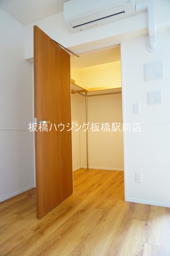 収納　ウォクインクローゼット