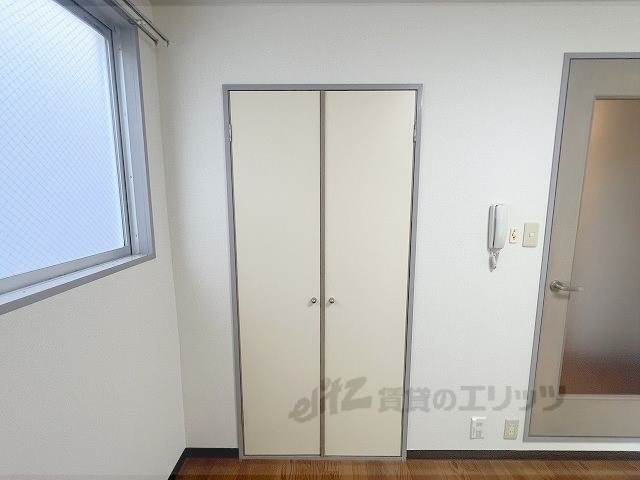 収納　閉じた状態です。